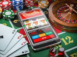 Antarmuka aplikasi mobile lucky vip menampilkan dashboard akun dan kategori permainan